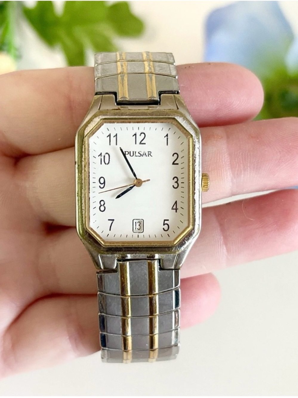 Vintage Men’s Pulsar Seiko Gold/Silver Two-Tone Day/Date Expansion Tank Watch